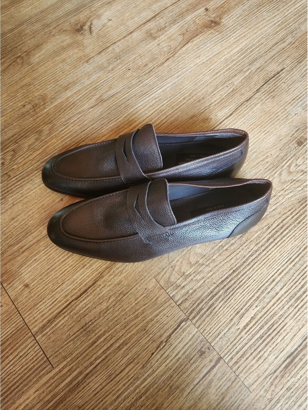 Siz 12 Men's Dark Brown Leather Penny Loafers, Size 12, Classic Dress Shoes - Picture 8 of 8